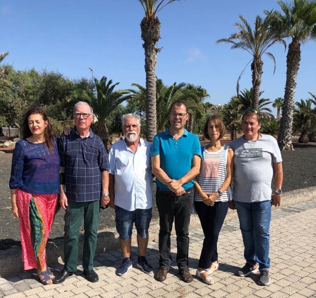 Miembros de la Asociación de Usuarios y Pacientes de Lanzarote. Miembros de la Asociación de Usuarios y Pacientes de Lanzarote.