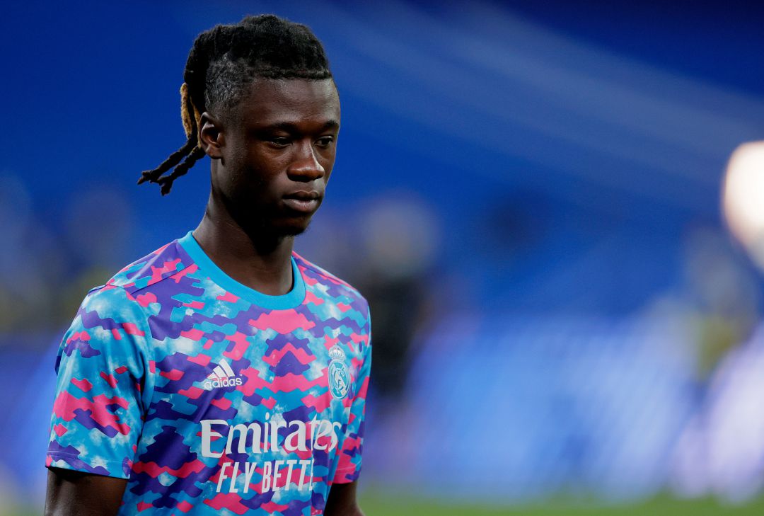Camavinga, durante un calentamiento con el Real Madrid Camavinga, durante un calentamiento con el Real Madrid
