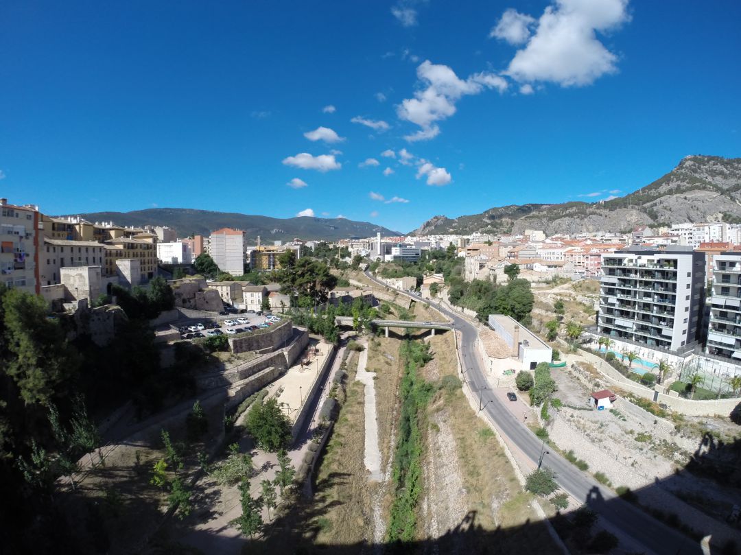 Sanitat notifica un nuevo fallecimiento por coronavirus en Alcoy y 10 nuevos positivos en los últimos días. Sanitat notifica un nuevo fallecimiento por coronavirus en Alcoy y 10 nuevos positivos en los últimos días.