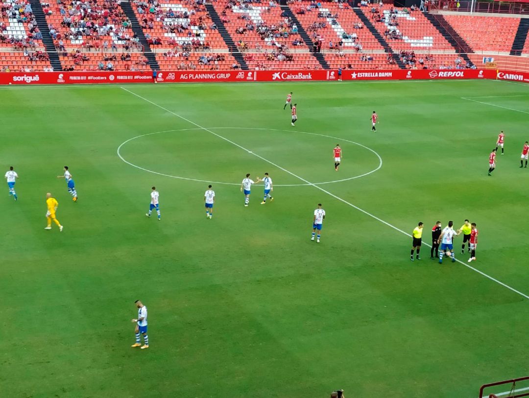 Imagen del Nou Estadi de Tarragona poco antes de empezar el partido Imagen del Nou Estadi de Tarragona poco antes de empezar el partido