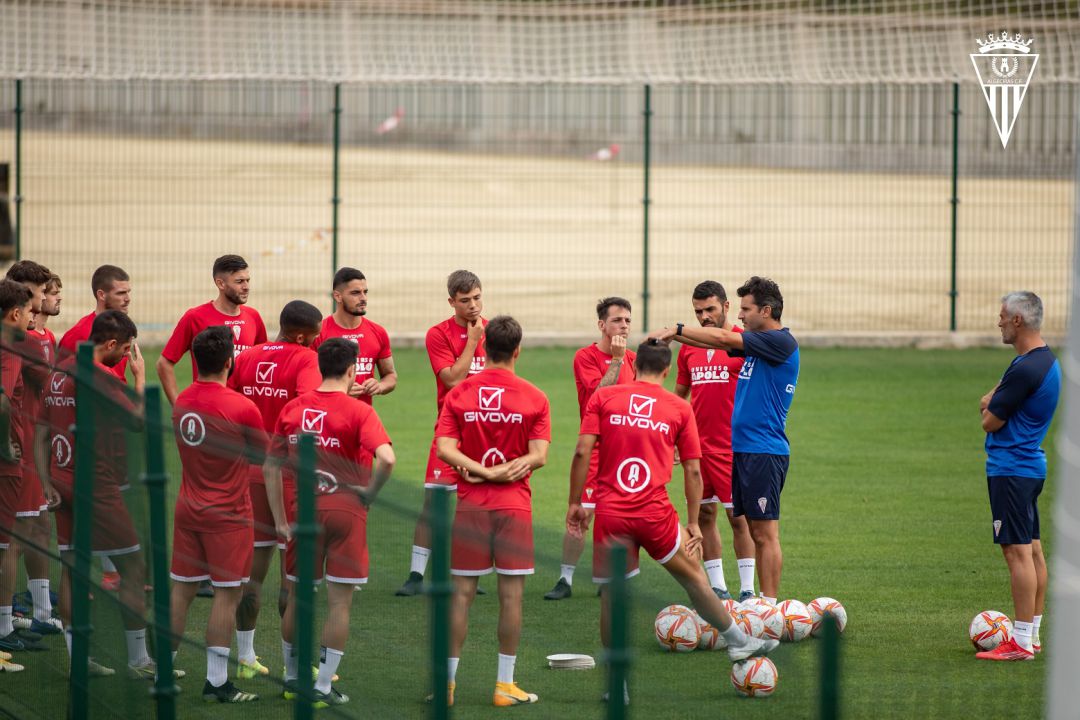 Un entreno del Algeciras. Un entreno del Algeciras.