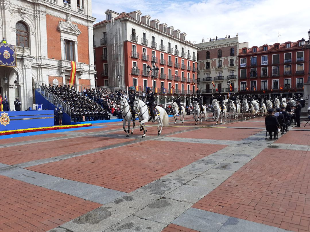 Actos del Día de la Policía, en la Plaza Mayor de Valladolid Actos del Día de la Policía, en la Plaza Mayor de Valladolid