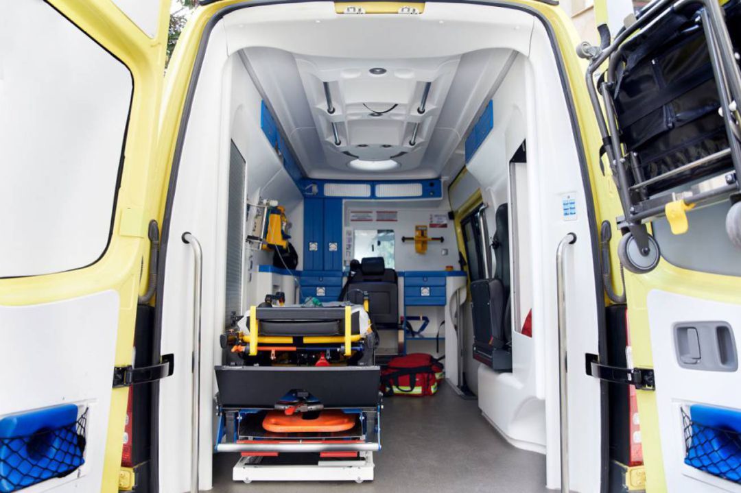 Imagen de archivo de una ambulancia Imagen de archivo de una ambulancia