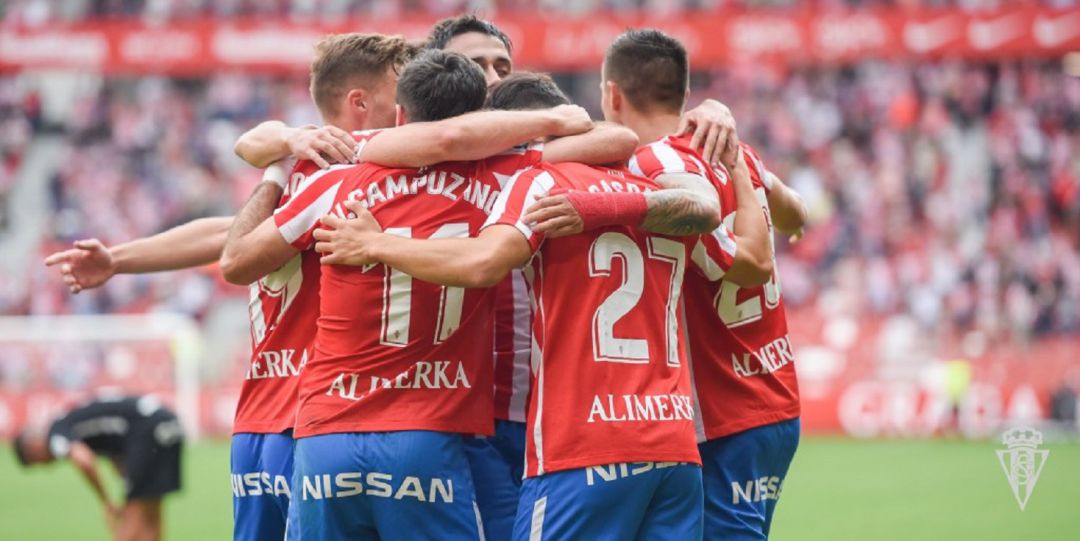 Los jugadores del Sporting celebrando el segundo gol. Los jugadores del Sporting celebrando el segundo gol.