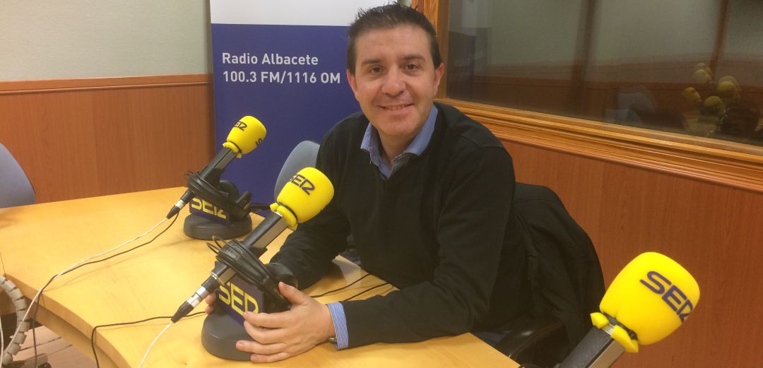 Imagen de archivo del secretario provincial del PSOE en Radio Albacete Imagen de archivo del secretario provincial del PSOE en Radio Albacete