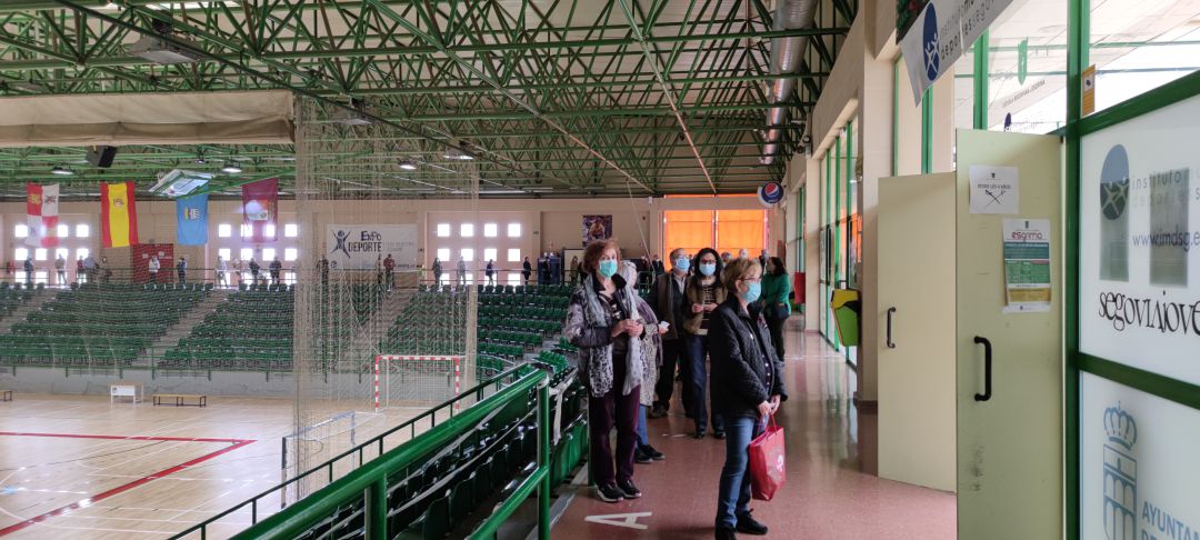 Foto de archivo de la vacunación contra la COVID-19 en el Polideportivo Pedro Delgado Foto de archivo de la vacunación contra la COVID-19 en el Polideportivo Pedro Delgado