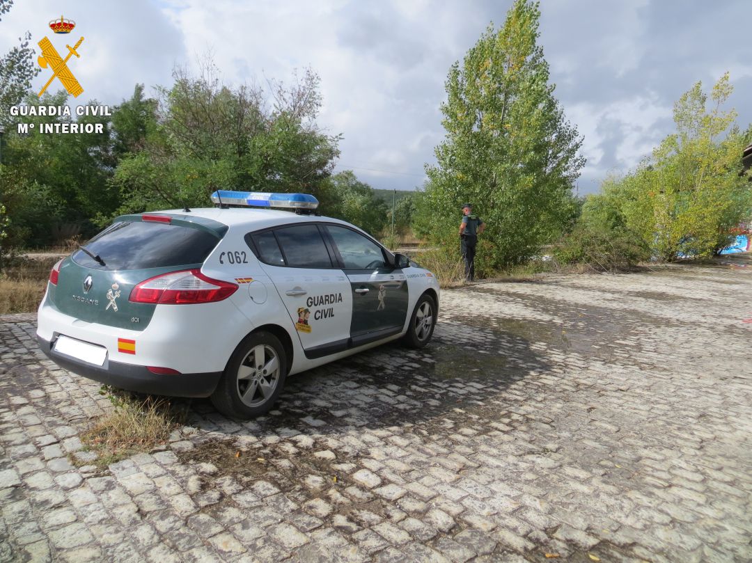 La Guardia Civil localiza en Riaza a una persona con Alzheimer que llevaba dos días desaparecida La Guardia Civil localiza en Riaza a una persona con Alzheimer que llevaba dos días desaparecida