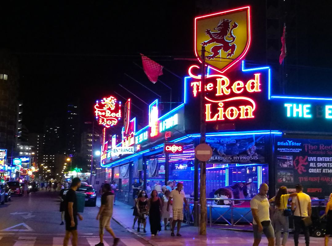 Locales de ocio nocturno en Benidorm Locales de ocio nocturno en Benidorm