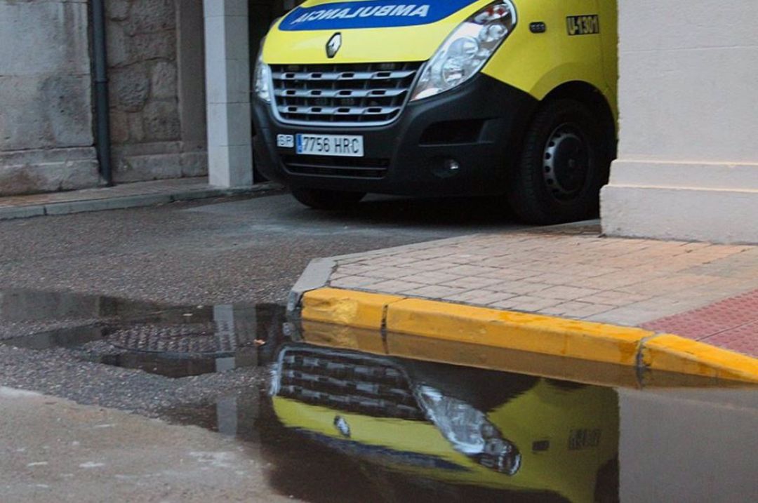 El joven falleció durante el traslado al hospital El joven falleció durante el traslado al hospital