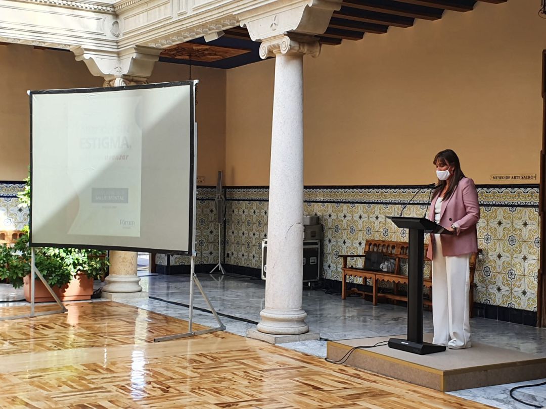 La consejera de Sanidad, Sira Repollés, durante su participación en Teruel en el Foro de Salud Mental La consejera de Sanidad, Sira Repollés, durante su participación en Teruel en el Foro de Salud Mental