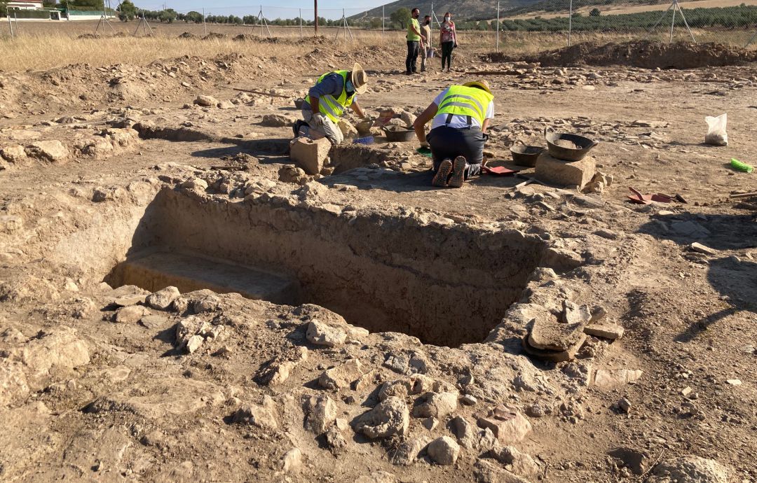 Imagen de las primeras excavaciones en la Bodega Félix Solís de la Época Romana Imagen de las primeras excavaciones en la Bodega Félix Solís de la Época Romana