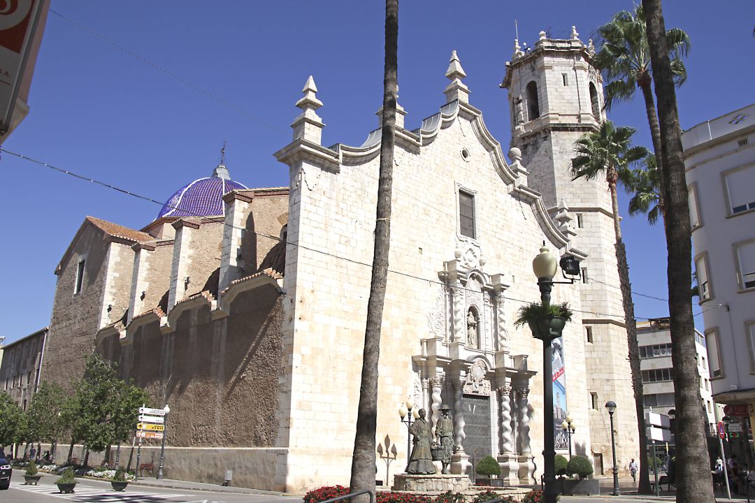 Iglesia Sant Bartomeu y campanario de Benicarló Iglesia Sant Bartomeu y campanario de Benicarló