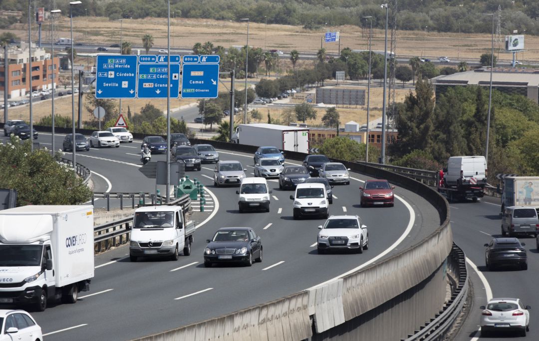 La autovía A-49 sentido Huelva-Portugal. La autovía A-49 sentido Huelva-Portugal.