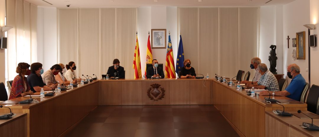 Reunión sobre el cotonet Reunión sobre el cotonet