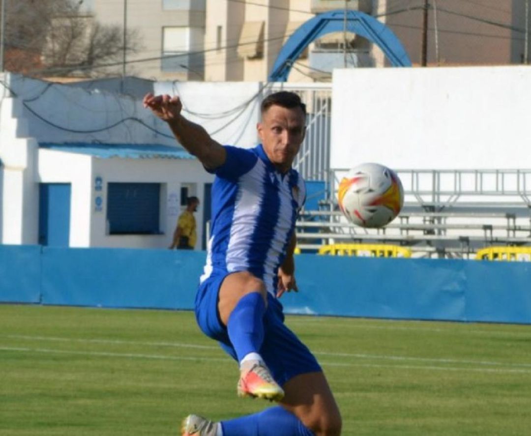 Foto reciente de un partido del Águilas FC Foto reciente de un partido del Águilas FC
