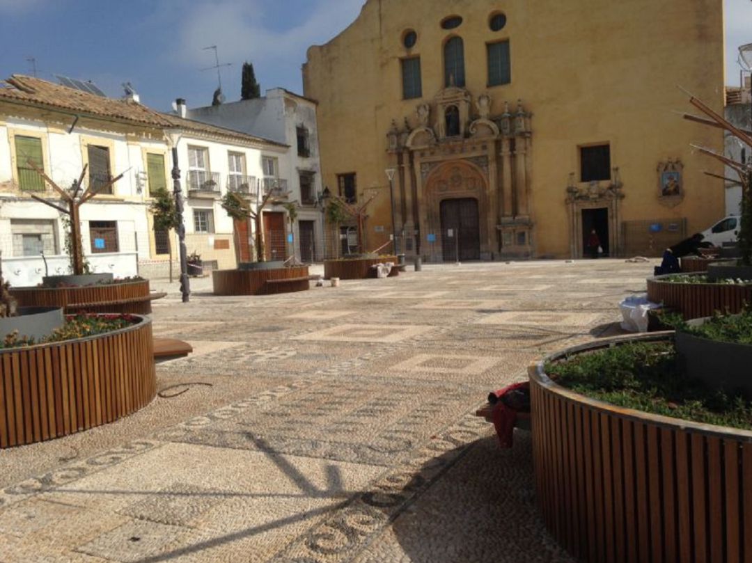 Plaza de San Agustín, con la iglesia al fondo. Córdoba Plaza de San Agustín, con la iglesia al fondo. Córdoba