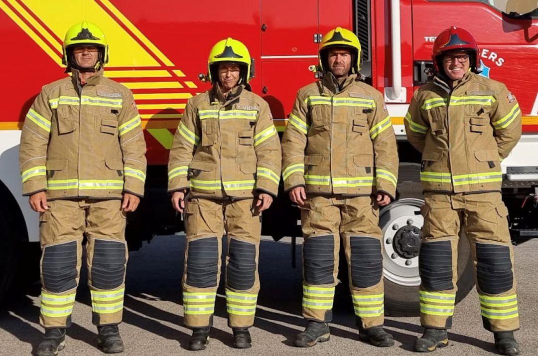 Els nous equips de protecció individual són més lleugers i pràctics per lluitar contra el foc. Els nous equips de protecció individual són més lleugers i pràctics per lluitar contra el foc.