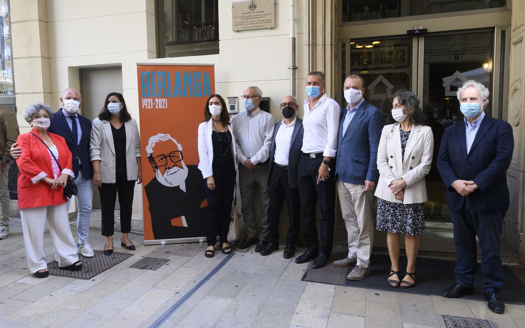 Descubrimiento de la placa en homenaje a Luis García Berlanga Descubrimiento de la placa en homenaje a Luis García Berlanga