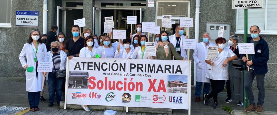 Personal de Atención Primaria se ha concentrado en el Centro Salud Labañou Personal de Atención Primaria se ha concentrado en el Centro Salud Labañou