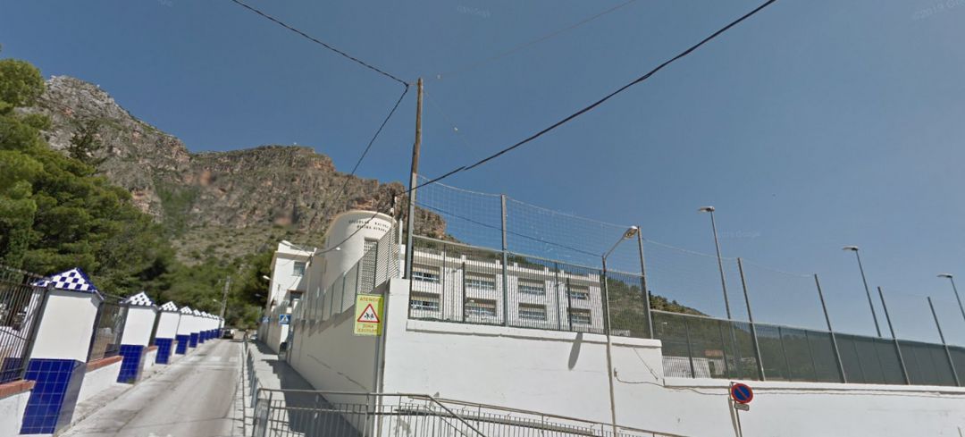 Colegio Divina Aurora de Tavernes de la Valldigna Colegio Divina Aurora de Tavernes de la Valldigna