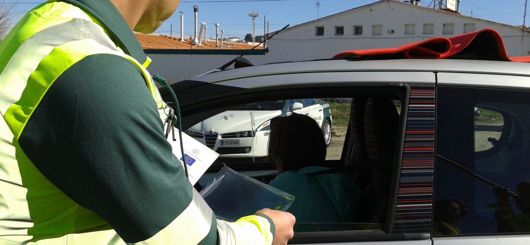 Control de la Guardia Civil. Control de la Guardia Civil.