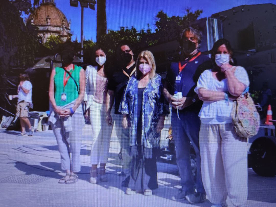 La alcaldesa durante una visita al rodaje La alcaldesa durante una visita al rodaje