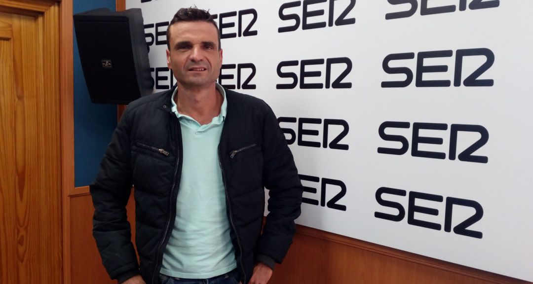 Álex Morales, en los estudios de la SER Álex Morales, en los estudios de la SER