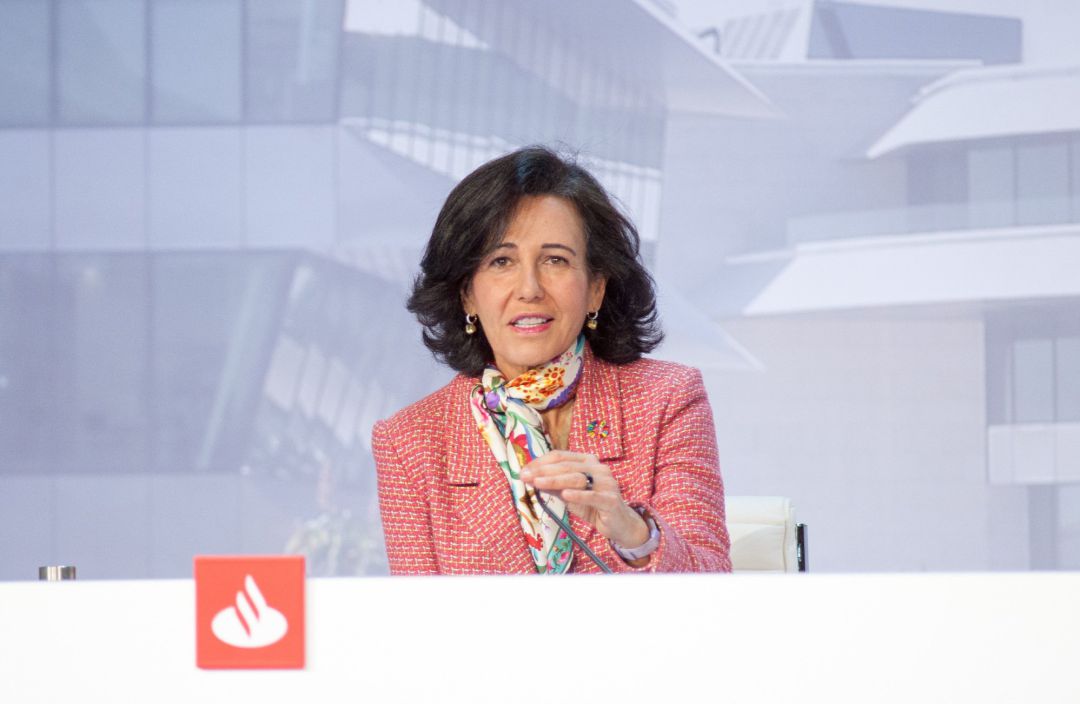 La presidenta de Banco Santander, Ana Botín, durante la junta general de accionistas de 2021. La presidenta de Banco Santander, Ana Botín, durante la junta general de accionistas de 2021.