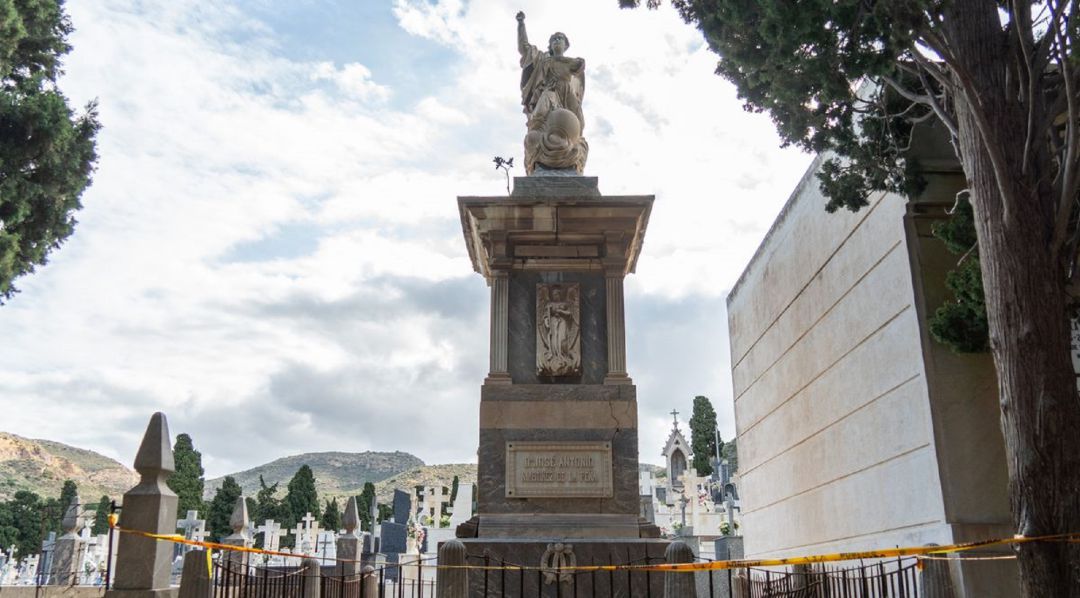 Restauración panteones del Cementerio de Los Remedios Restauración panteones del Cementerio de Los Remedios