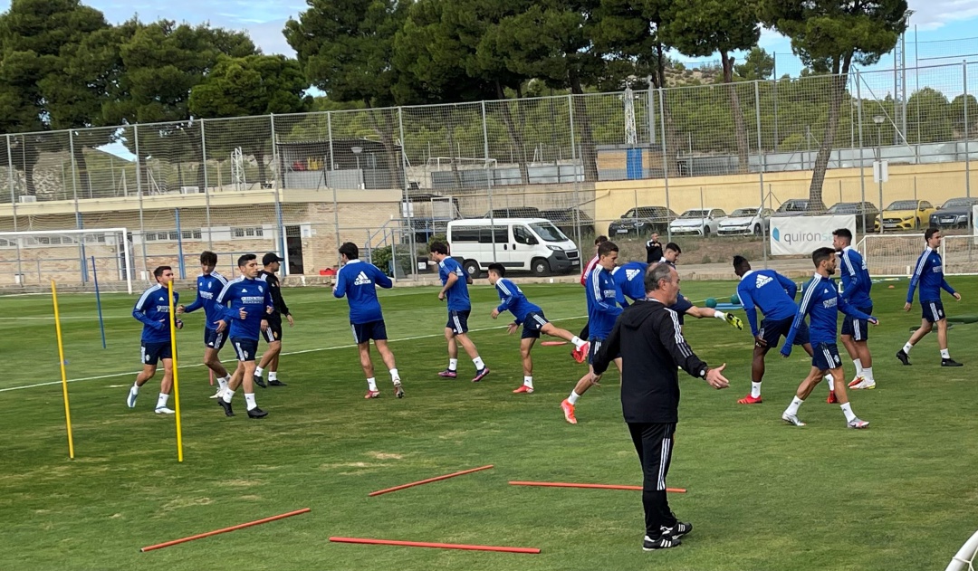 Juan Ignacio Martínez dirige un entrenamiento en la Ciudad Deportiva Juan Ignacio Martínez dirige un entrenamiento en la Ciudad Deportiva