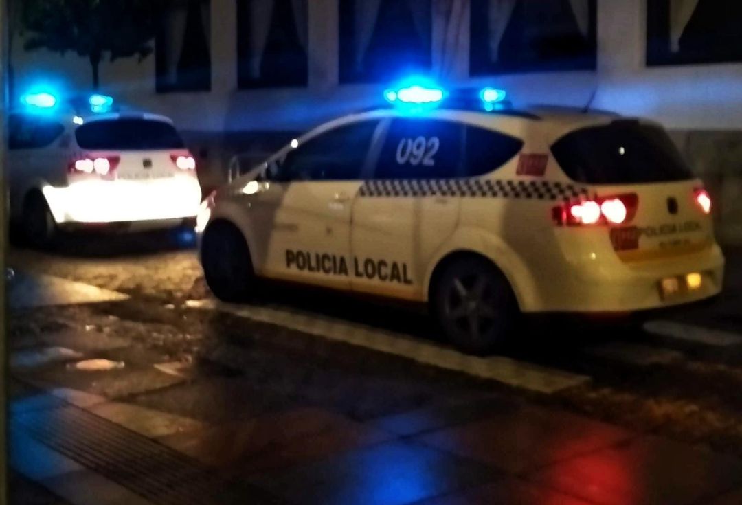Vehículos de Policía Local de Córdoba, foto de archivo Vehículos de Policía Local de Córdoba, foto de archivo