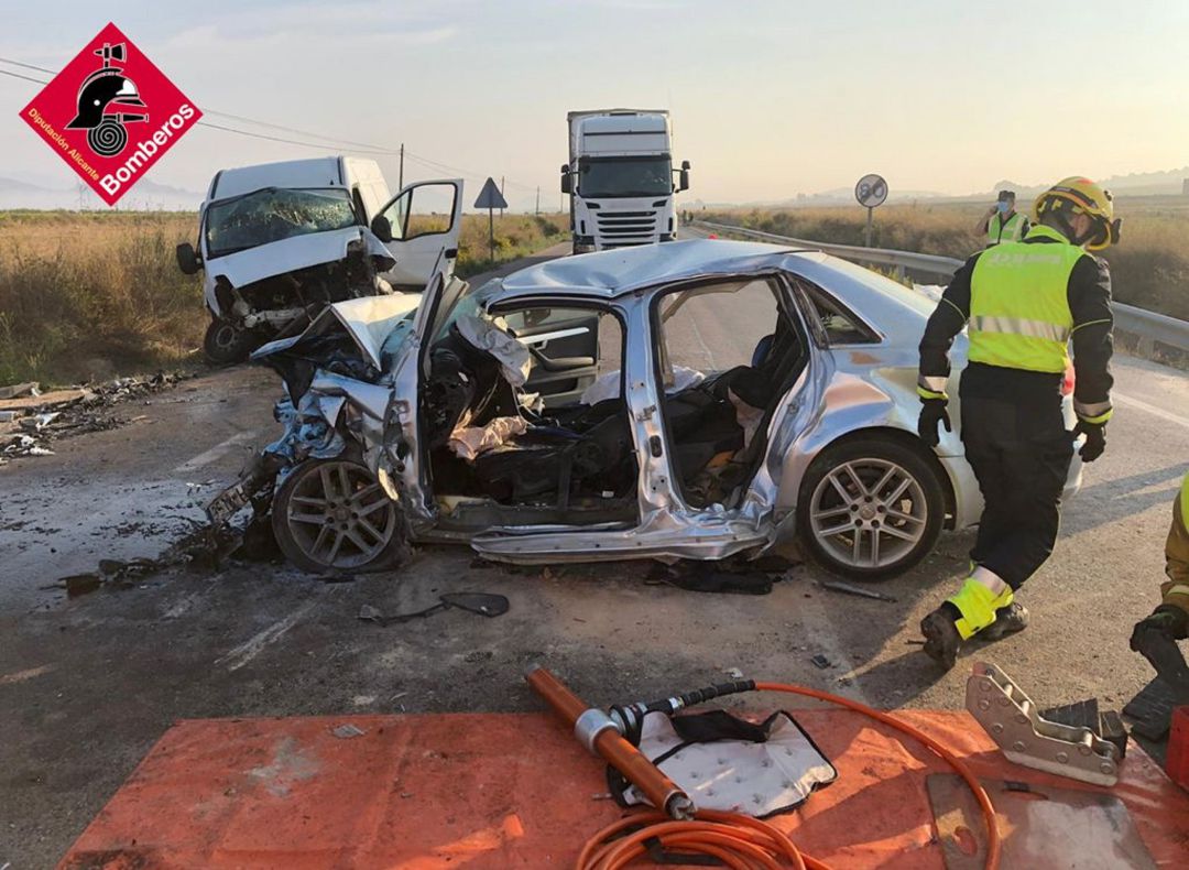 Accidente de tráfico en Pinoso Accidente de tráfico en Pinoso