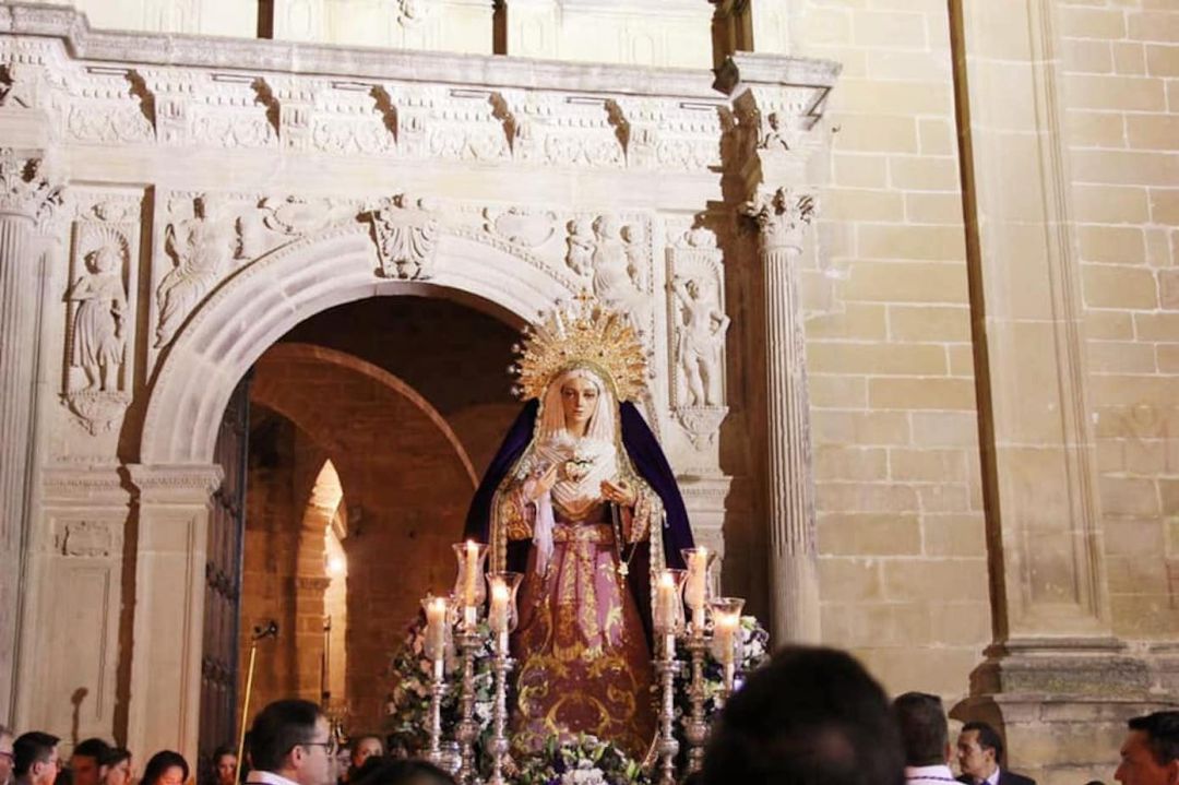 Imagen de archivo de la Virgen de los Dolores desde la Puerta de La Consolada de Santa María Imagen de archivo de la Virgen de los Dolores desde la Puerta de La Consolada de Santa María
