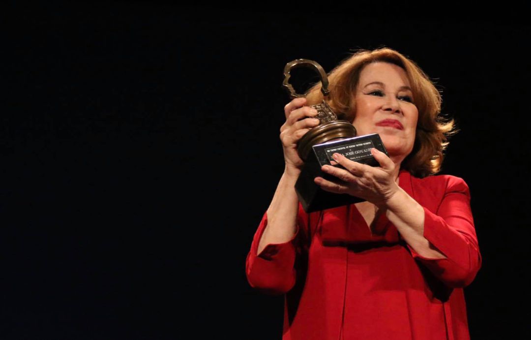 María José Goyanes recoge el Premio Antero Guardia María José Goyanes recoge el Premio Antero Guardia