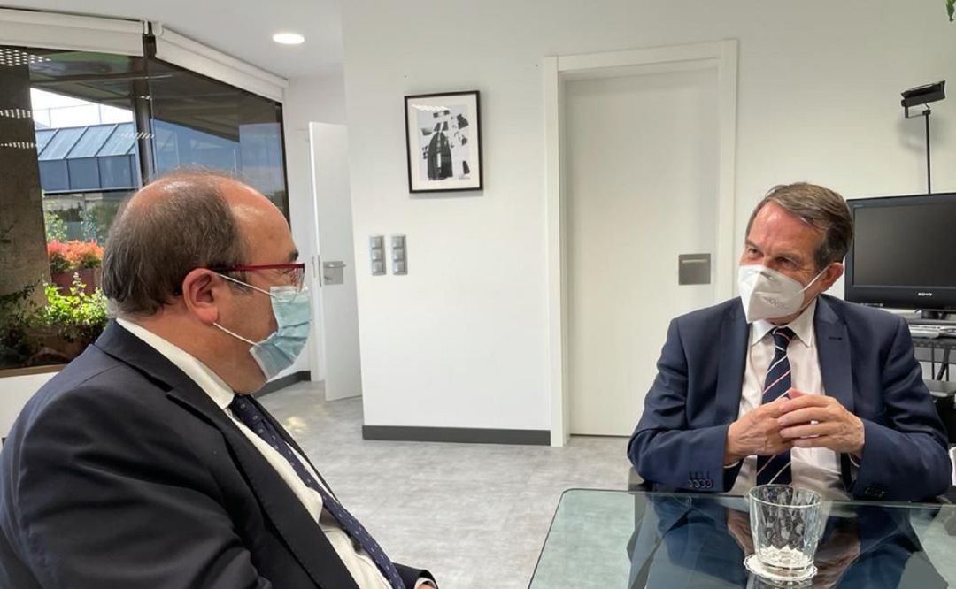 El ministro de cultura, Miquel Iceta reunido con el alcalde de Vigo, Abel Caballero El ministro de cultura, Miquel Iceta reunido con el alcalde de Vigo, Abel Caballero