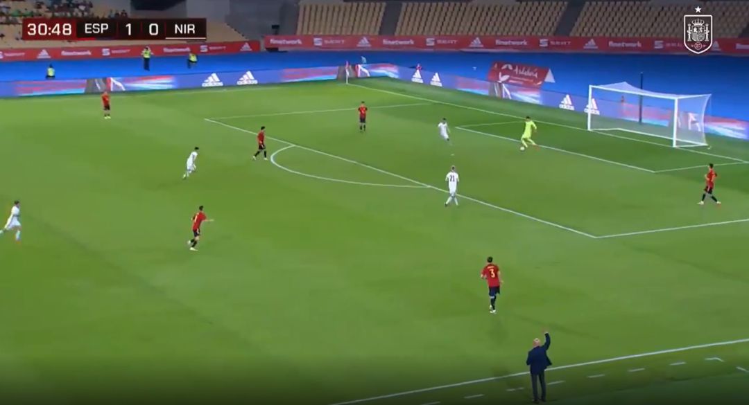 El inicio de la jugada del segundo gol de España El inicio de la jugada del segundo gol de España