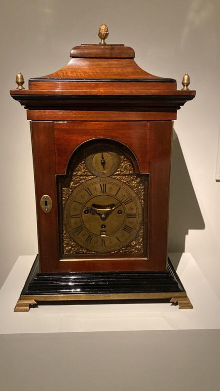 Thomas Windmills. Reloj de sobremesa inglés bracket. 1720 Thomas Windmills. Reloj de sobremesa inglés bracket. 1720