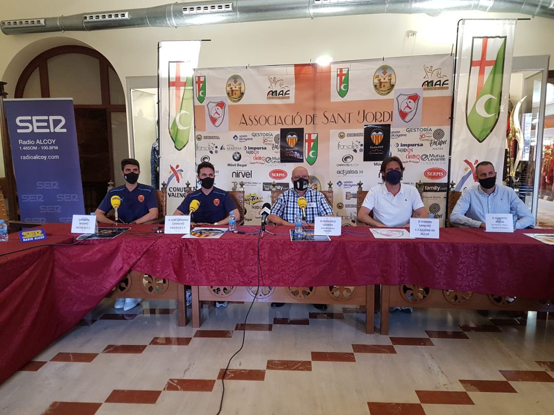 Responsables del Valencia CF en el MAF Responsables del Valencia CF en el MAF