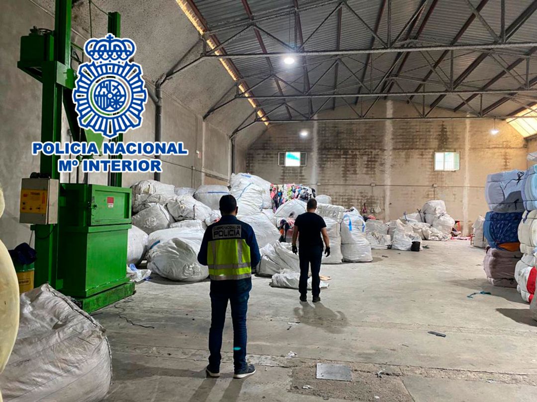 El interior de la nave donde ha ocurrido el suceso de la detención El interior de la nave donde ha ocurrido el suceso de la detención