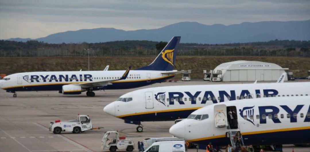 Avions de Ryanair. Avions de Ryanair.