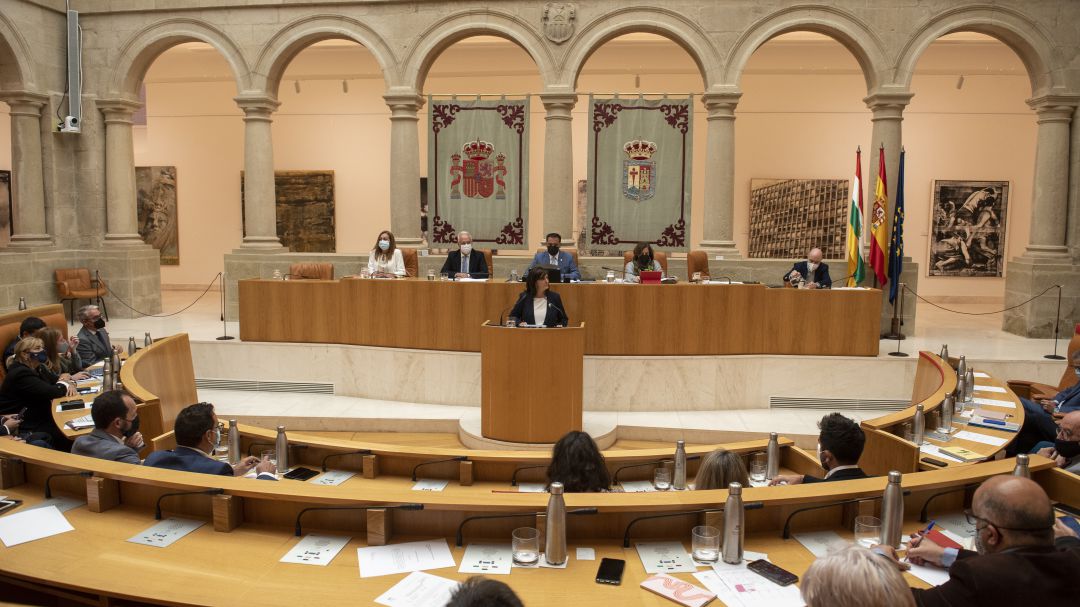 Primera sesión del debate del estado de la región. Primera sesión del debate del estado de la región.