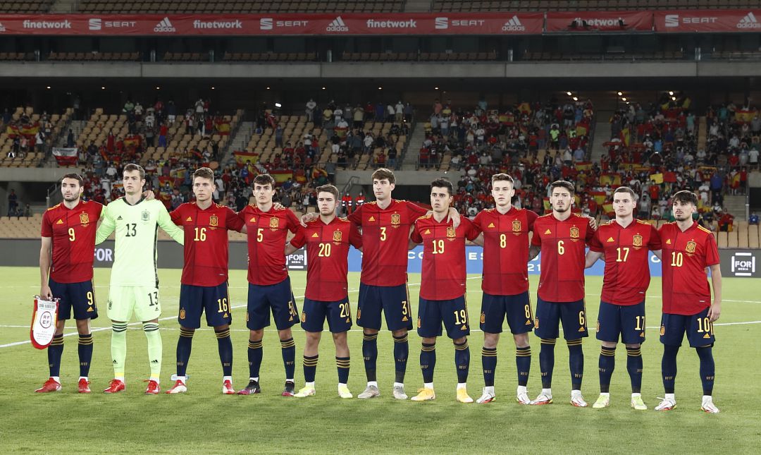 Sergio Carreira y José Fontán fueron titulares en el partido de la sub 21 Sergio Carreira y José Fontán fueron titulares en el partido de la sub 21
