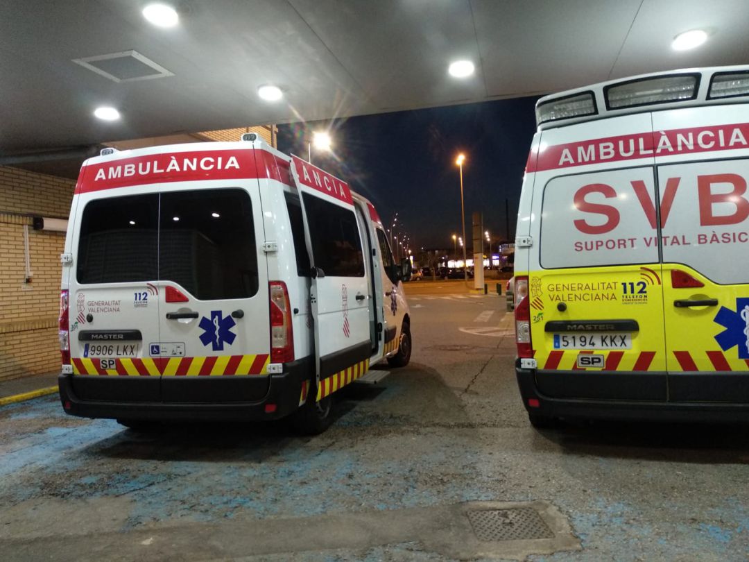 La mujer fue trasladada hasta el Hospital por las mordeduras del perro La mujer fue trasladada hasta el Hospital por las mordeduras del perro
