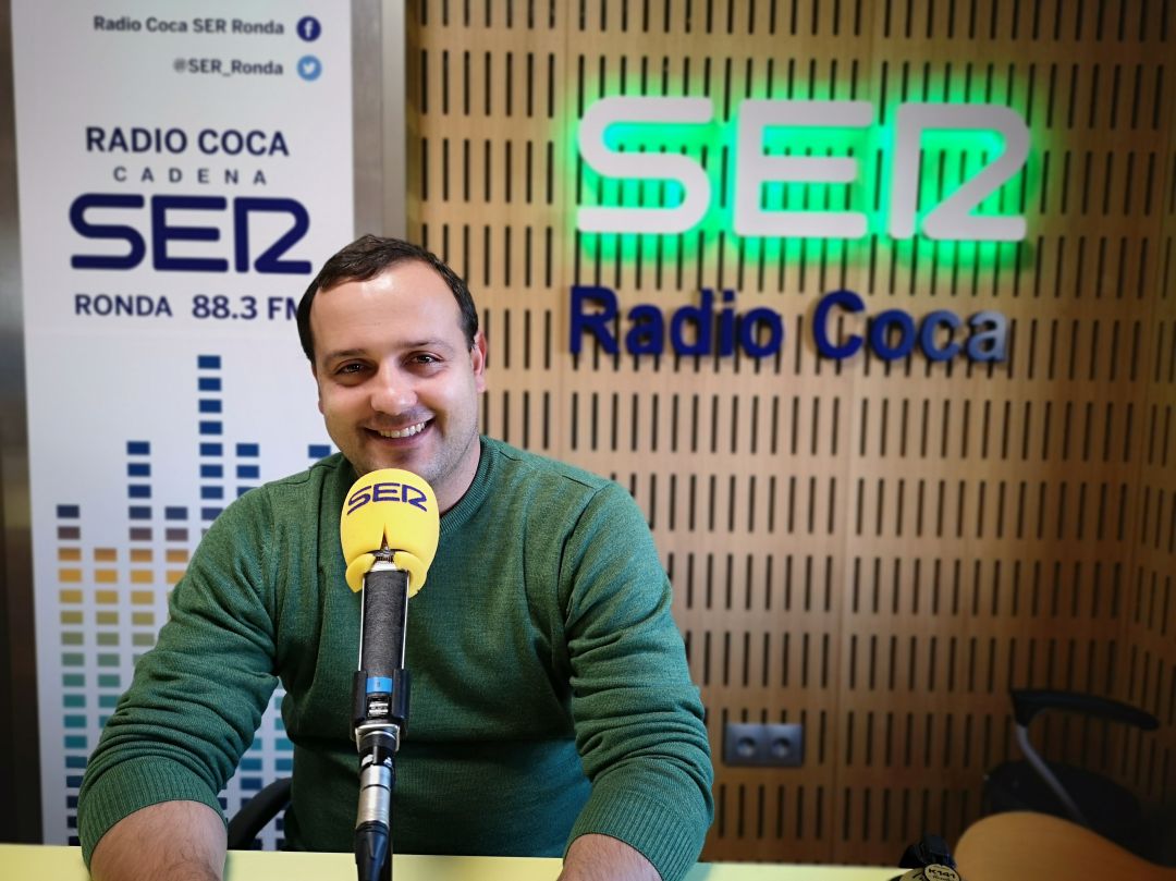 Archivo. Álvaro Carreño en el estudio de Radio Coca SER Ronda Archivo. Álvaro Carreño en el estudio de Radio Coca SER Ronda