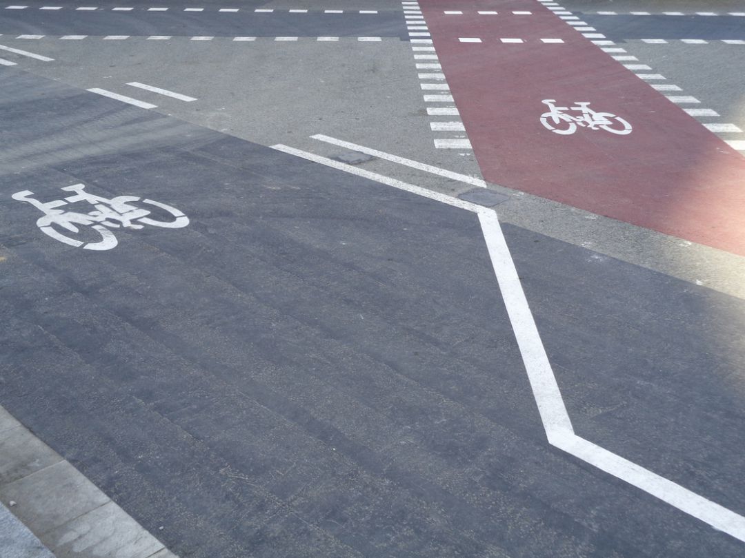 Archivo del carril bici dentro de la ciudad Archivo del carril bici dentro de la ciudad