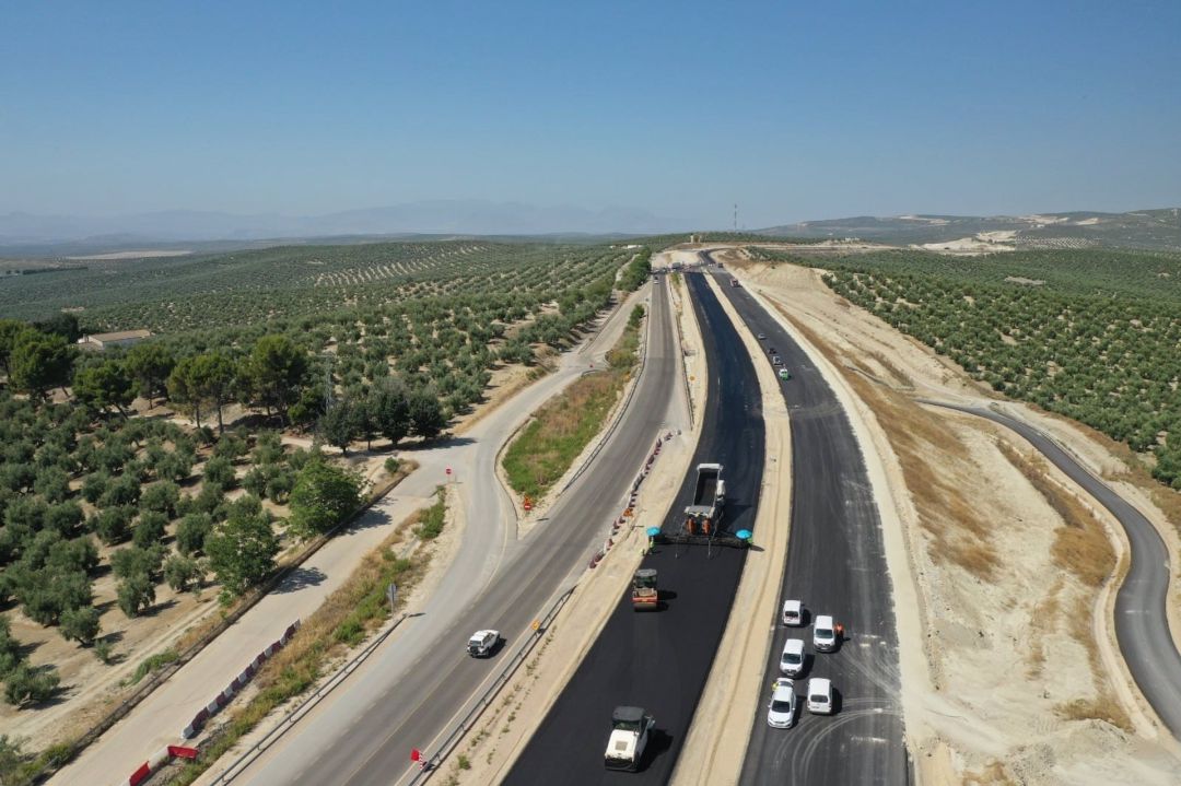 Obras de la A-32 en el tramo Torreperogil-Villacarrillo. Obras de la A-32 en el tramo Torreperogil-Villacarrillo.