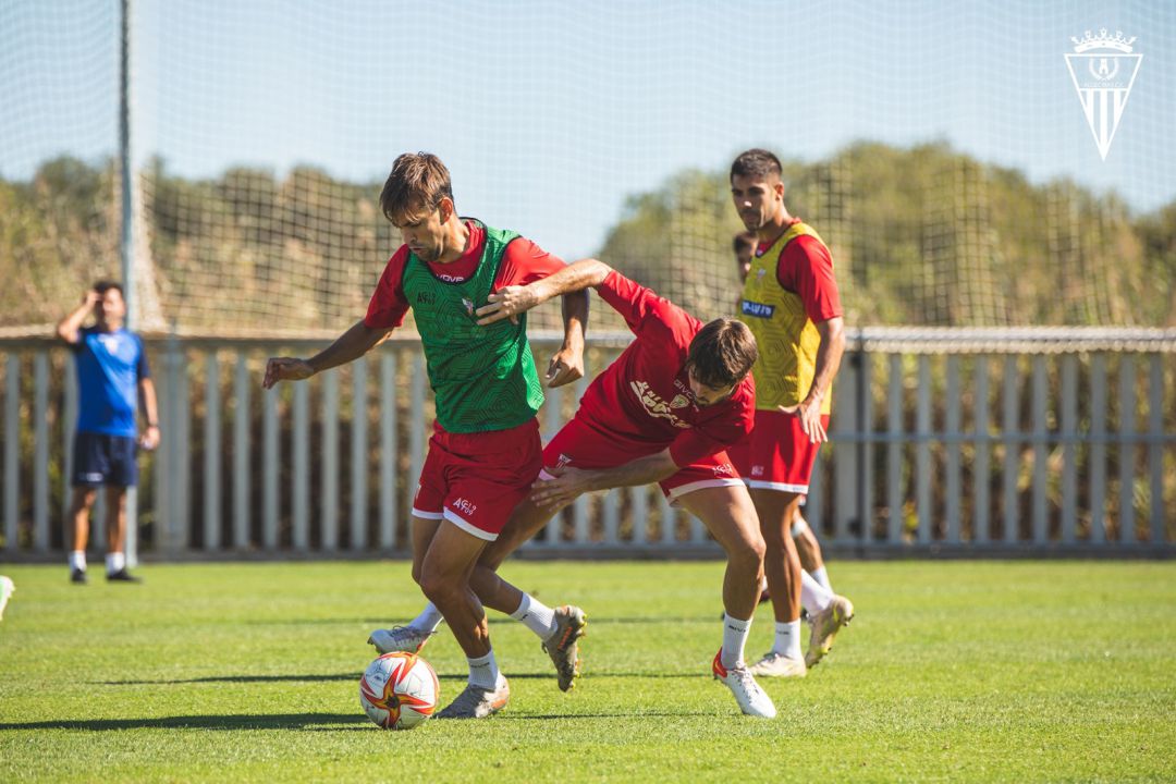 Un momento de un entrenamiento. Un momento de un entrenamiento.