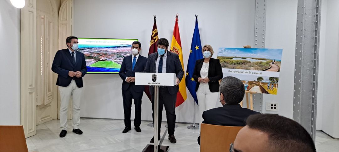Presentación del proyecto de recuperación de la zona de El Carmolí Presentación del proyecto de recuperación de la zona de El Carmolí