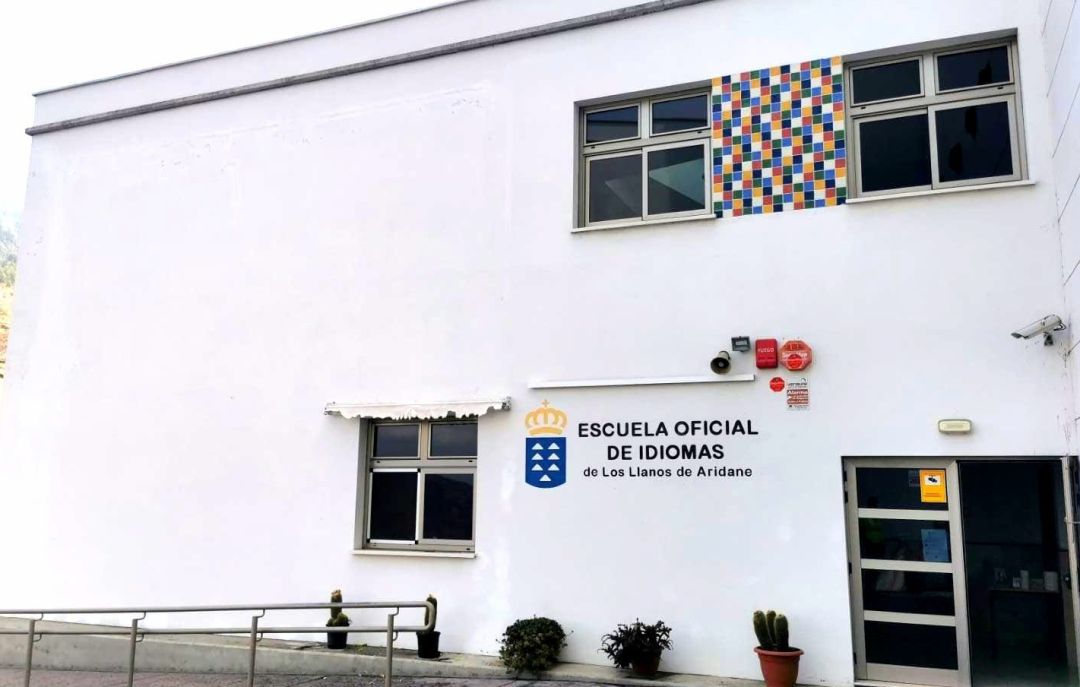 Escuela Oficial de Idiomas de Los Llanos de Aridane Escuela Oficial de Idiomas de Los Llanos de Aridane