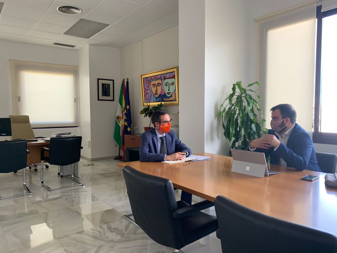 El portavoz de la formación naranja, Alberto Serrano, en reunión con Pedro Mancha, director del CPA en Andalucía El portavoz de la formación naranja, Alberto Serrano, en reunión con Pedro Mancha, director del CPA en Andalucía